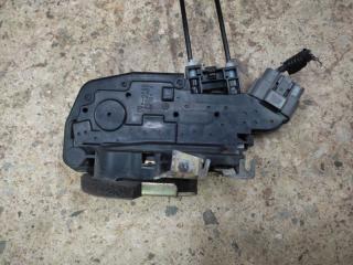 Замок двери передний правый INFINITI M35/M45 04-10