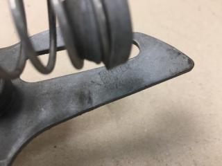 Крюк замка капота S60 00-09 2005 2.5 B5254T2