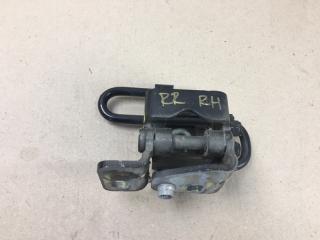 Петля двери нижняя задняя правая JETTA 05-10 2007 Седан 2.5