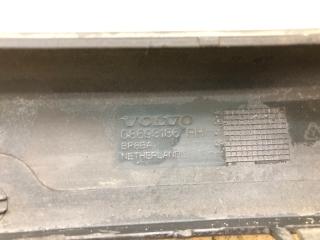 Накладка бампера передняя правая S60 00-09 2005 2.5 B5254T2