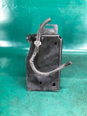 Кронштейн усилителя переднего бампера левый TOYOTA CAMRY 55 14-17 2.5 2ARFE