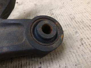 Цапфа задняя левая ENDEAVOR 03-11