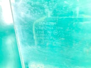 Стекло двери заднее правое LEAF 10-17 2012