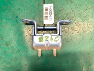 Петля двери верхняя задняя правая NISSAN LEAF 10-17 2012 Б/У Петля двери верхняя задняя правая NISSAN LEAF 10-17 2012