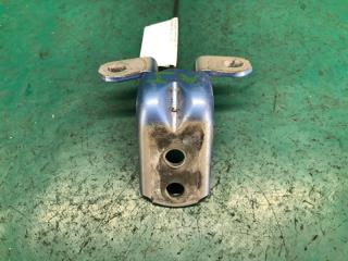 Петля двери нижняя задняя левая NISSAN LEAF 10-17 2012