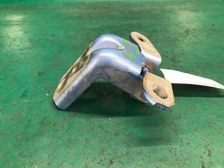 Петля двери нижняя задняя левая LEAF 10-17 2012