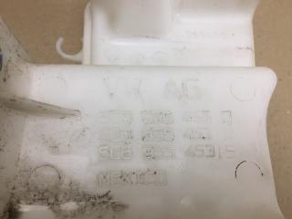 Бачок омывателя JETTA USA 10-17 2011 Седан CBTA 2.5L