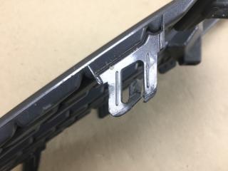 Накладка противотуманной фары правая COROLLA 18-