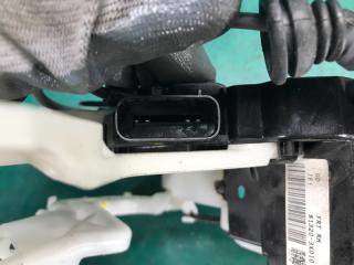 Замок двери передний правый ELANTRA MD 10-15 2015 MD 1.8 G4NB