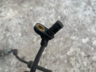 Датчик ABS передний левый NISSAN QX56 / TITAN / ARMADA 04-16 VK56DE