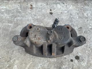 Суппорт тормозной передний правый NISSAN QX56 / TITAN / ARMADA 04-16 VK56DE