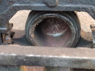 Суппорт тормозной передний правый MURANO Z50 02-07 2004 3.5 VQ35DE