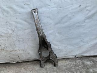 Кулак поворотный правый LEXUS LS430 00-06 UCF30L 4.3 3UZFE