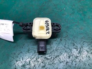 Датчик удара передний левый DODGE DURANGO 11- (WD) 2014 Б/У Датчик удара передний левый DODGE DURANGO 11- (WD) 2014