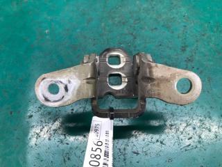 Петля двери верхняя задняя правая AVENGER 07-14 2013 JS 2.4 ED3