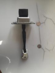 Ограничитель двери передний правый MITSUBISHI OUTLANDER XL 05-13 2007