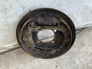 Тормозной механизм правый COROLLA 120 00-07 2004 ZZE130L 1.8L 1ZZ-FE