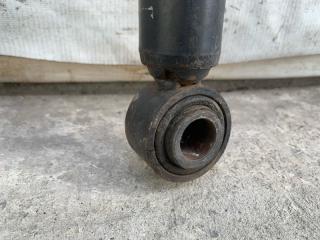 Амортизатор задний TOYOTA SIENNA 03-10 3.5 2GR-FE