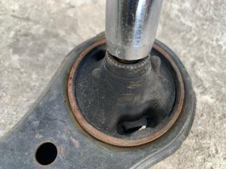 Рычаг передней подвески нижний левый SIENNA 03-10 2006 3.5 2GR-FE