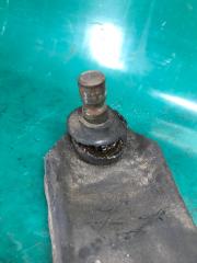 Рычаг передней подвески нижний правый MAZDA 3 BK 03-08 SEDAN 2.3 L3