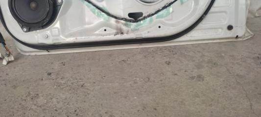 Дверь передняя правая RAV4 05-12