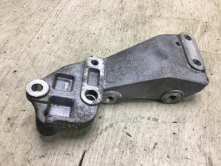 Кронштейн генератора 200 14-16 2015 UF 2.4 ED6