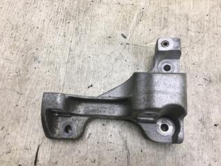 Кронштейн промежуточного вала передний правый CHRYSLER 200 14-16 2015