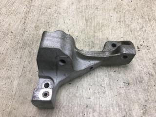 Кронштейн промежуточного вала передний правый 200 14-16 2015 UF 2.4 ED6