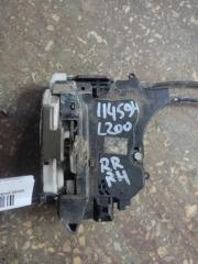 Замок двери задний правый L200 06-14