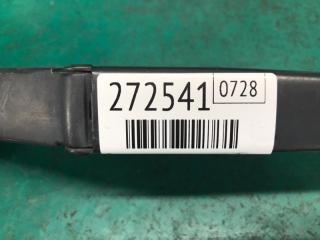 Поводок стеклоочистителя передний правый LEAF 10-17 2012