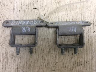 Петля крышки багажника SORENTO XM 09-14