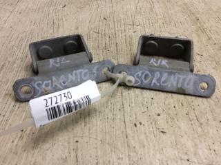 Петля крышки багажника SORENTO XM 09-14