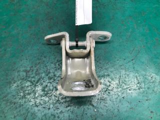 Петля двери нижняя передняя правая PATHFINDER R52 12-21 2020 R52 3.5