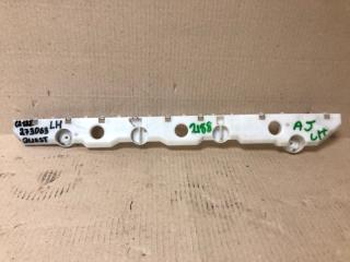 Кронштейн заднего бампера левый QUEST S 11-17 2014 Минивен E52 3.5