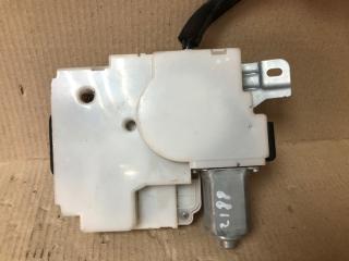 Замок крышки багажника QUEST S 11-17 2014 Минивен E52 3.5