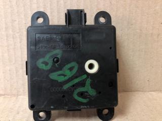 Моторчик заслонки печки QUEST S 11-17 2014 Минивен E52 3.5