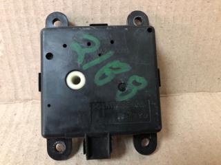 Моторчик заслонки печки QUEST S 11-17 2014 Минивен E52 3.5