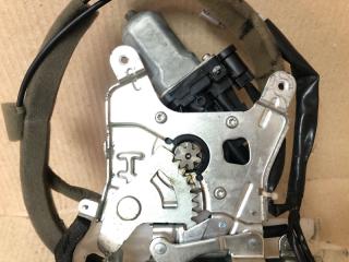 Замок двери боковой задний левый QUEST S 11-17 2014 Минивен E52 3.5