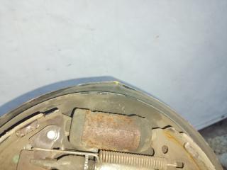 Тормозной механизм задний правый NISSAN NV200 USA 13- 2.0 MR20DE