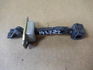 Ограничитель двери задний правый MITSUBISHI OUTLANDER XL 05-13 2007 Б/У Ограничитель двери задний правый MITSUBISHI OUTLANDER XL 05-13 2007