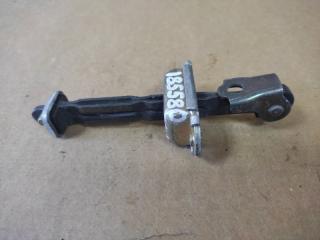 Ограничитель двери передний левый MAXIMA A32 94-99 A32