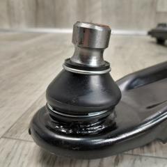 Рычаг передней подвески нижний передний правый MITSUBISHI LANCER X 10 07-15