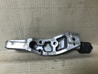 Кронштейн опоры двигателя правый FX S50 03-08 2004 3.5 VQ35DE