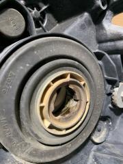 Фара правая PRIUS - 30 09-17