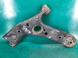 Рычаг передней подвески нижний передний правый AURIS 06-12