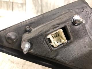 Зеркало левое 300 04-10