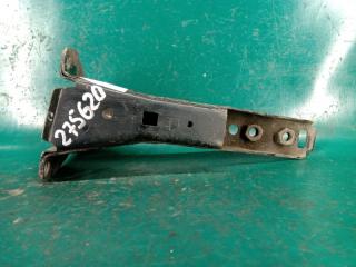 Кронштейн усилителя заднего бампера левый SUBARU FORESTER SG 02-07