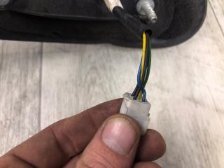 Зеркало правое TUNDRA 99-06