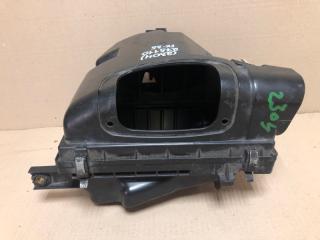 Корпус воздушного фильтра FX S50 03-08 2004 3.5 VQ35DE