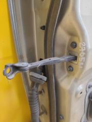 Ограничитель двери передний правый NISSAN MURANO Z50 02-07